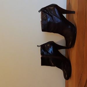 Nine West, high-heel ankle bootie, mahogany brown